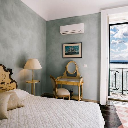 Dimora Di Ulisse Sea View Holiday Apartment Syrakusa Exteriör bild